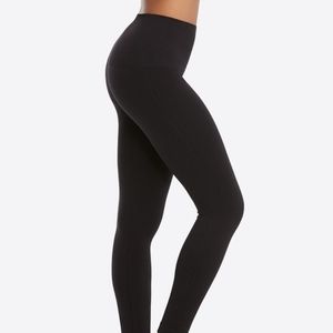 Spanx Look at Me Now Seamless Leggings